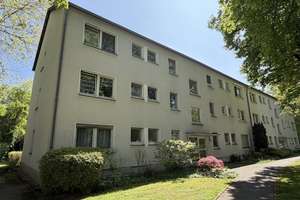 Bonn Duisdorf: Eine ca 80m² große Etagenwohnung mit 4 zimmer und Balkon zu verkaufen! – Die vollständige Adresse der Immobilie erhältst du vom Anbieter., 53123 Duisdorf, Bonn – Vorschaubild 2