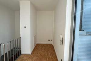 Penthouse Wohnung mit 120m² Dachterrasse ,3,5 Zimmer//Sofort verfügbar//provisionsfrei – Gärtnerstraße 62, 80992 Alt-Moosach, München – Vorschaubild 11