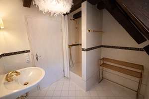 Wohnen über den Weinbergen – Exklusive Architektur trifft auf außergewöhnlichen Ausblick in Hochheim – Die vollständige Adresse der Immobilie erhältst du vom Anbieter., 65239 Hochheim am Main – Vorschaubild 17