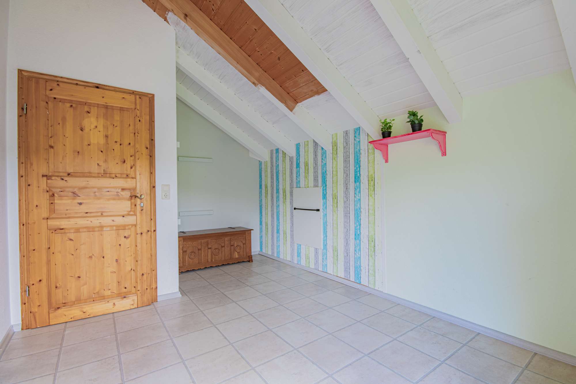 Immobilie in Weilheim - Zwei vielseitig nutzbare Doppelhaushälften mit großem Ausbaupotenzial in Weilheim - Heubach - Bild 25