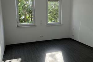 Erstbezug nach hochwertiger Renovierung – Stilvolle 4-Zimmer-Altbauwohnung mit Blick über Feuerbach – Die vollständige Adresse der Immobilie erhältst du vom Anbieter., 70469 Feuerbach-Mitte, Stuttgart – Vorschaubild 10