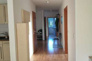 Für 15 Monate: Sonnige, großzügige möblierte 4-Zi-Wohnung mit Terrasse in Bochum Weitmar – Pfarrer-Kraemer-Straße 22, 44795 Weitmar-Mark, Bochum – Vorschaubild 2