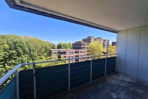 3 ZKB-Wohnung mit Balkon ab sofort – Leuschnerweg 7, 45279 Horst, Essen – Vorschaubild 2