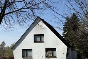 Baugrundstück mit Entwicklungspotenzial in Lübeck - 
Moislinger Allee 118 – 886 m² Grundstück