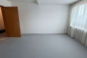 Großzügige lichtdurchflutete 2,5-Zimmer-Maisonette-Wohnung mit sonniger Dachterrasse – Die vollständige Adresse der Immobilie erhältst du vom Anbieter., 91056 Frauenaurach, Erlangen – Vorschaubild 18