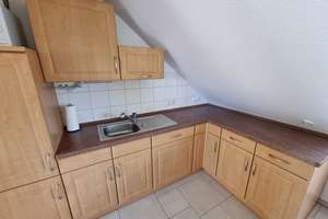 Oben Wohnen ... 
Charmante Dachgeschoss- Wohnung mit sonniger Loggia ... – Die vollständige Adresse der Immobilie erhältst du vom Anbieter., 90478 Ludwigsfeld, Nürnberg – Vorschaubild 6