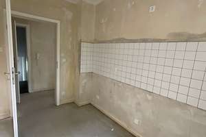 6 Nettokaltmieten frei! Familienwohnung in ruhiger Lage mit Balkon.. – Schloßstraße 13, 47137 Mittelmeiderich, Duisburg – Vorschaubild 5