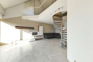 Stilvolle Maisonette mit Balkon! – Die vollständige Adresse der Immobilie erhältst du vom Anbieter., 44141 Westfalendamm, Dortmund – Vorschaubild 3
