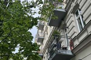"Stilvolle Altbauwohnung im 3. OG mit 2 Balkonen im begehrten Helmholtz-Kiez" – Stargarder Straße 21, 10437 Prenzlauer Berg, Berlin – Vorschaubild 4