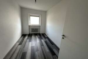 Sofort Bezugfrei ! Modernisierte 3,5-Zimmer Wohnung mit Balkon und Stellplatz – Wiesen Str. 28, 76228 Grünwettersbach, Karlsruhe – Vorschaubild 5