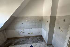 TOP 2,5-Zimmer-Dachgeschosswohnung in Duisburg Untermeiderich – Die vollständige Adresse der Immobilie erhältst du vom Anbieter., 47137 Untermeiderich, Duisburg – Vorschaubild 10