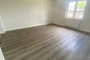 Schöne 2,5 Zimmer-Wohnung mit Balkon in Gelsenkirchen Feldmark – Feldmarkstraße 62, 45883 Gelsenkirchen – Vorschaubild 1