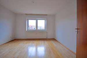 Helle Eigentumswohnung mit Einbauküche, großem Balkon, Aufzug und Tiefgarage – Herninghof 2, 30457 Wettbergen, Hannover – Vorschaubild 17