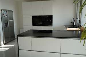 EXKLUSIVE Penthouse-Wohnung 200m² Panorama-Aussicht 4 Bäder Überdachte MEGA-Terrasse Balkon EBK – Die vollständige Adresse der Immobilie erhältst du vom Anbieter., 73733 Krummenacker, Esslingen am Neckar – Vorschaubild 3