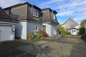 Villa in Rodenbach mit ELW – Die vollständige Adresse der Immobilie erhältst du vom Anbieter., 63517 Rodenbach – Vorschaubild 1