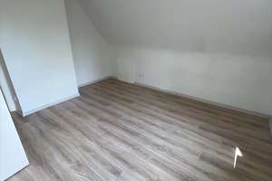 Wohnen unterm Dach – 3 Zimmer mit viel Platz für Ihre Ideen – 38259 Salzgitter-Bad, Salzgitter – Vorschaubild 5
