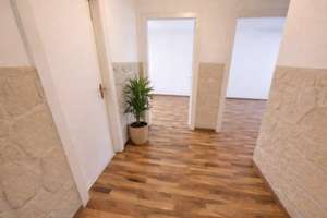 Ihr neues Zuhause nahe der Alster – Modernisierte 3-Zimmer-Wohnung mit sonnigem Balkon  – Die vollständige Adresse der Immobilie erhältst du vom Anbieter., 22085 Uhlenhorst, Hamburg – Vorschaubild 2