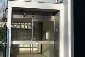 Düsseldorf im (Über-)Blick: Kleines Penthouse mit Dachterrasse und TG in Rath. – Die vollständige Adresse der Immobilie erhältst du vom Anbieter., 40472 Rath, Düsseldorf – Vorschaubild 10