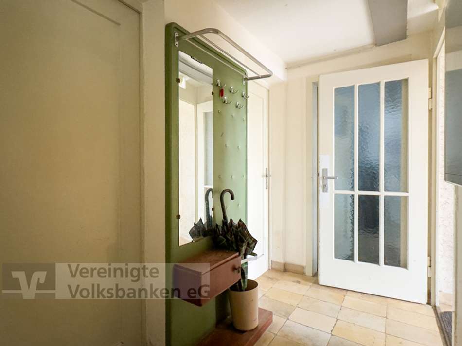 Flur-Eingang UG