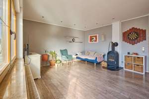 Property thumbnail 6