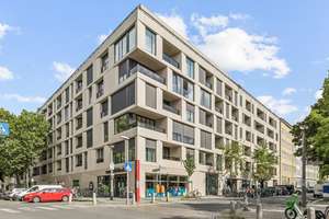 Hochwertiges Wohnen in GRAFT-Architektur – stilvolle 2-Zimmer-Wohnung mit Balkon