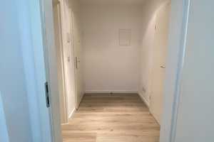 Sehr schöne 3-Zimmer Erdgeschoß Wohnung Balkon – Borsigstr 16, 38112 Braunschweig – Vorschaubild 3