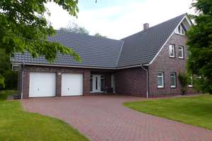 Großzügiges Einfamilienhaus im Luftkurort Wiesmoor, Provisionsfrei – Am Wildbach 21, 26639 Wiesmoor – Vorschaubild 1