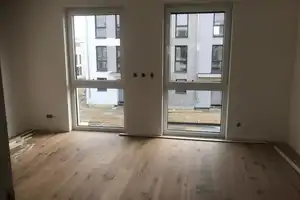 Exklusives, neuwertiges 5-Zimmer-Reihenhaus mit lux. Innenausstattung und EBK – Rothkelchenweg 28, 65205 Wiesbaden – Vorschaubild 7