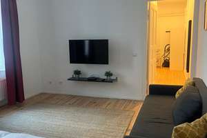 Bezugsfreie Altbauwohnung nahe Mauerpark – Die vollständige Adresse der Immobilie erhältst du vom Anbieter., 10437 Prenzlauer Berg, Berlin – Vorschaubild 2