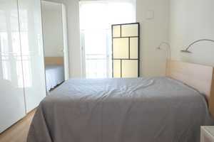 Stilvoll eingerichtete 3-Zi Wohnung in vornehmer Wohnanlage – Beuthstrasse 5, 10179 Berlin – Vorschaubild 3