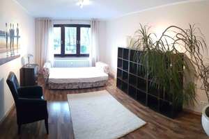 Alltagstaugliche 4-Zimmer-Wohnung in Berlin Tiergarten – Burggrafenstraße 15, 10787 Tiergarten, Berlin – Vorschaubild 3