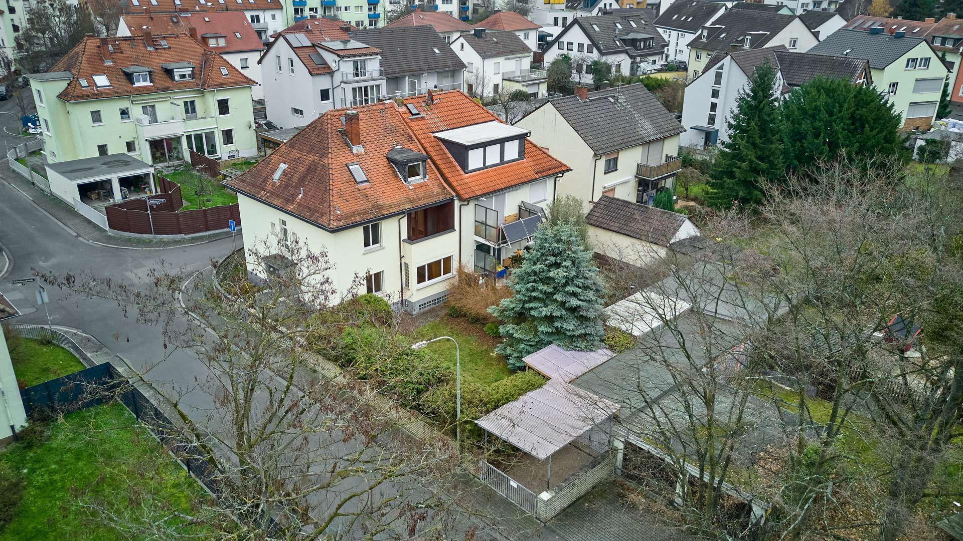 Schöne Doppelhaushälfte in ruhiger Lage, Frankfurt am Main – Bild 4