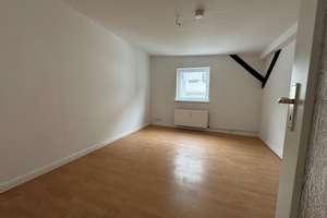 Charmante 2-Zimmer-Dachgeschosswohnung in ruhiger Innenhoflage – Blocksberg 11b, 24103 Damperhof, Kiel – Vorschaubild 2