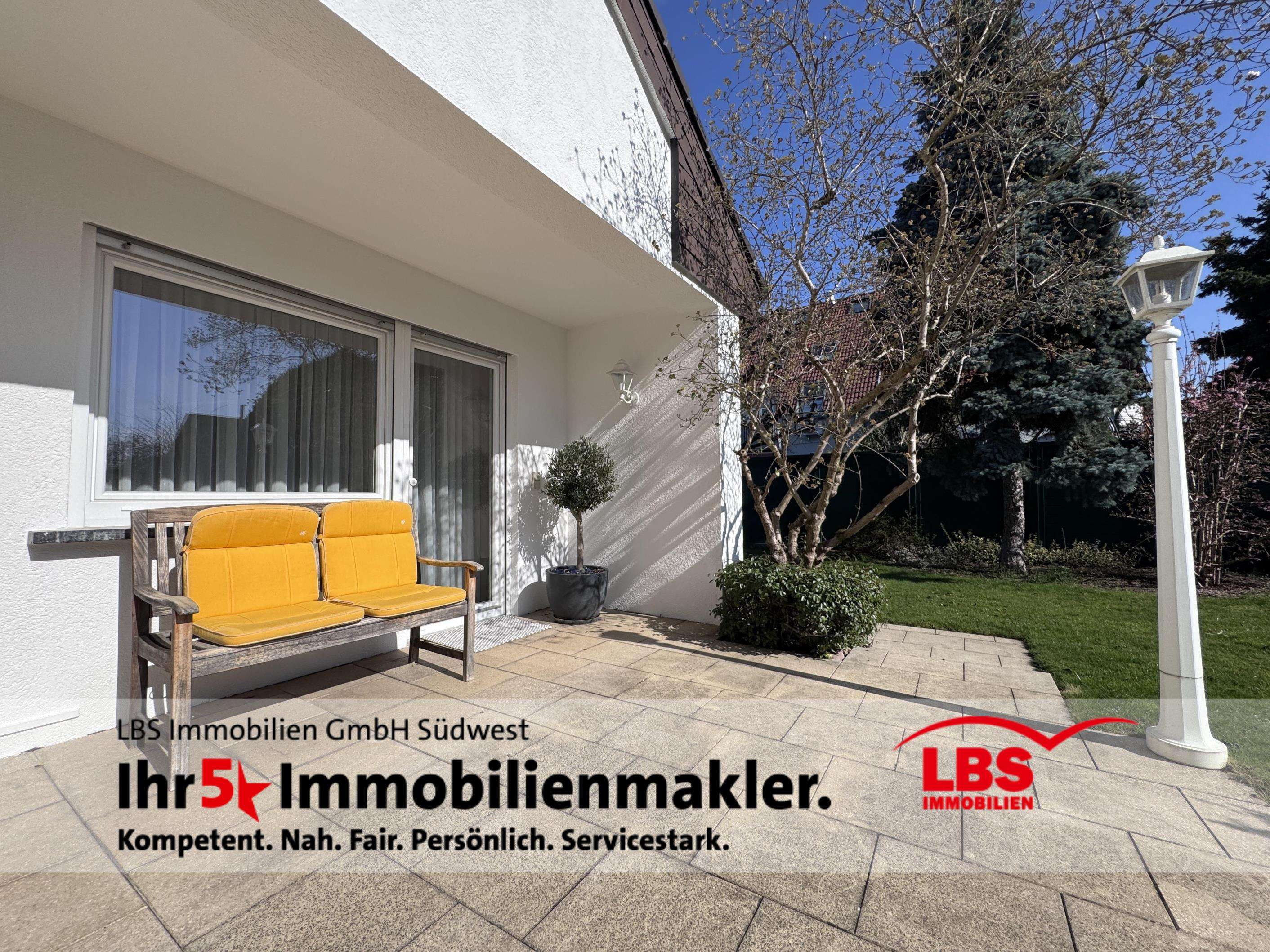 Immobilie in Muggensturm - Ein echtes Juwel in beliebter Wohnlage!
-Exklusives Zweifamilienhaus  mit grüner Wohlfühloase-

 - Bild 14