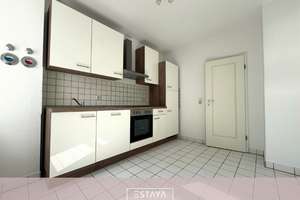 Helle 2-Raum-Wohnung mit Tageslichtbad, Einbauküche und Gemeinschaftsgarten