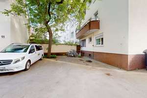 Substanz. Ertrag. Perspektive. – Vollvermietetes MFH mit vier Einheiten in Karlsruhe am Lindenplatz – Die vollständige Adresse der Immobilie erhältst du vom Anbieter., 76185 Mühlburg, Karlsruhe – Vorschaubild 25