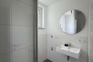 Helle, großzügige 4 Zimmer-Wohnung mit  Gäste-WC – Am Badezentrum 154, 47800 Bockum, Krefeld – Vorschaubild 4