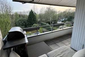 2,5-Zi.-Wohnung direkt am Unterbacher See – Balkon, EBK, ruhige Lage – Vennstraße 72, 40627 Unterbach, Düsseldorf – Vorschaubild 1