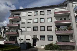Reine Kapitalanlage. Anfragen nur per E-Mail.  Ab sofort 2-Zimmer-Wohnung mit 2 Balkone