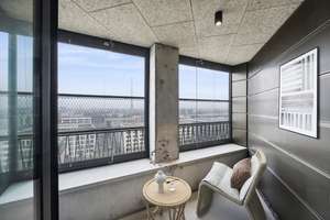 Space to Breathe – Großzügiges 1-Zimmer-Apartment mit Loggia und Hauptstadtblick – Die vollständige Adresse der Immobilie erhältst du vom Anbieter., 10557 Moabit, Berlin – Vorschaubild 7