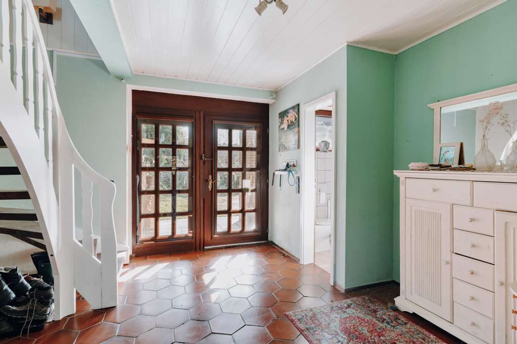 Immobilie in Echem - Ein- bis Zweifamilienhaus auf großem Grundstück mit Entwicklungspotenzial! - Bild 2