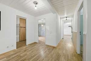 Fünf Zimmer voller Möglichkeiten – Wohnen mit Balkon und Blick ins Grüne – Die vollständige Adresse der Immobilie erhältst du vom Anbieter., 81669 Ramersdorf, München – Vorschaubild 4