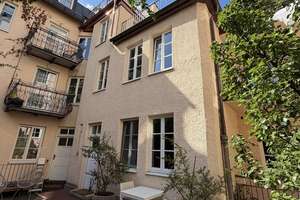Stadthäuschen im Herzen von München – Die vollständige Adresse der Immobilie erhältst du vom Anbieter., 80333 Augustenstraße, München – Vorschaubild 2