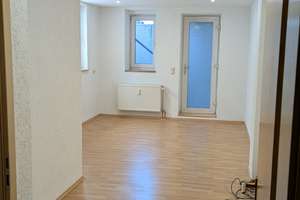 Schöne helle 2,5-Zimmer-Wohnung mit Balkon, Einbauküche und Hobbyraum – Schillerstraße 10, 91074 Herzogenaurach – Vorschaubild 17