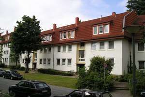 Reinkommen und Wohlfühlen: schöne, renovierte 3-Zi.-Wohnung mit Ausblick!