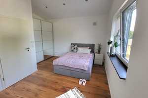 +++Bibertal, 
modernes und 
exklusives EFH, 
ca. 195 m² Wfl., 
Doppelgarage, 
Carport, Pool+++ – Günzburg (Kreis) – Vorschaubild 40