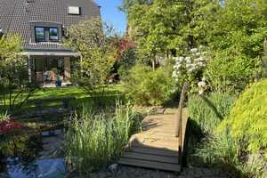 Familienidylle auf 3 Etagen - Traumhaus mit Garten, Teich, Wasserfall & Brücke in ruhiger Lage