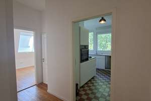 AMBIENT LIVING: 3  Zimmerwohnung im Ostend! 3 Zimmer, 2 Balkone, Küche , Bad – 60385 Ostend, Frankfurt am Main – Vorschaubild 9