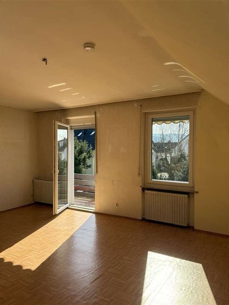 Immobilie in Bühl - Zentrales Zweifamilienhaus in Bühl! - Bild 2