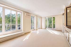 Villen-Beletage auf einer Ebene: 316 m² zur Neugestaltung mit möglicher Einliegerwohnung – Die vollständige Adresse der Immobilie erhältst du vom Anbieter., 80638 Nymphenburg, München – Vorschaubild 3
